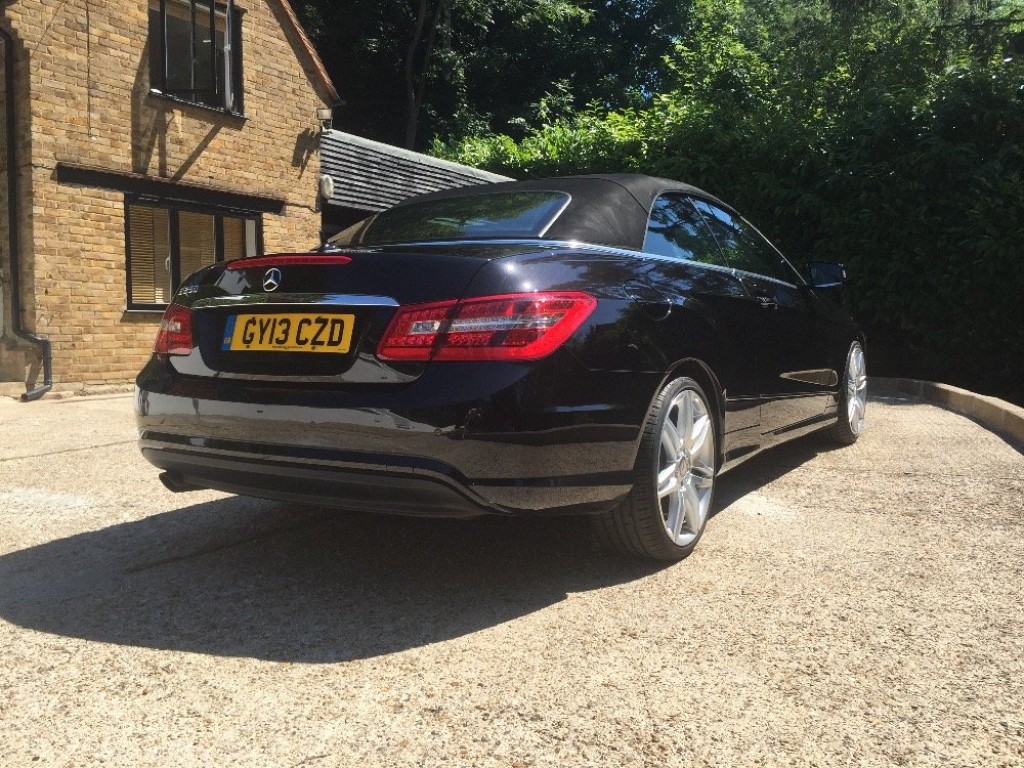 MERCEDES-BENZ E CLASS