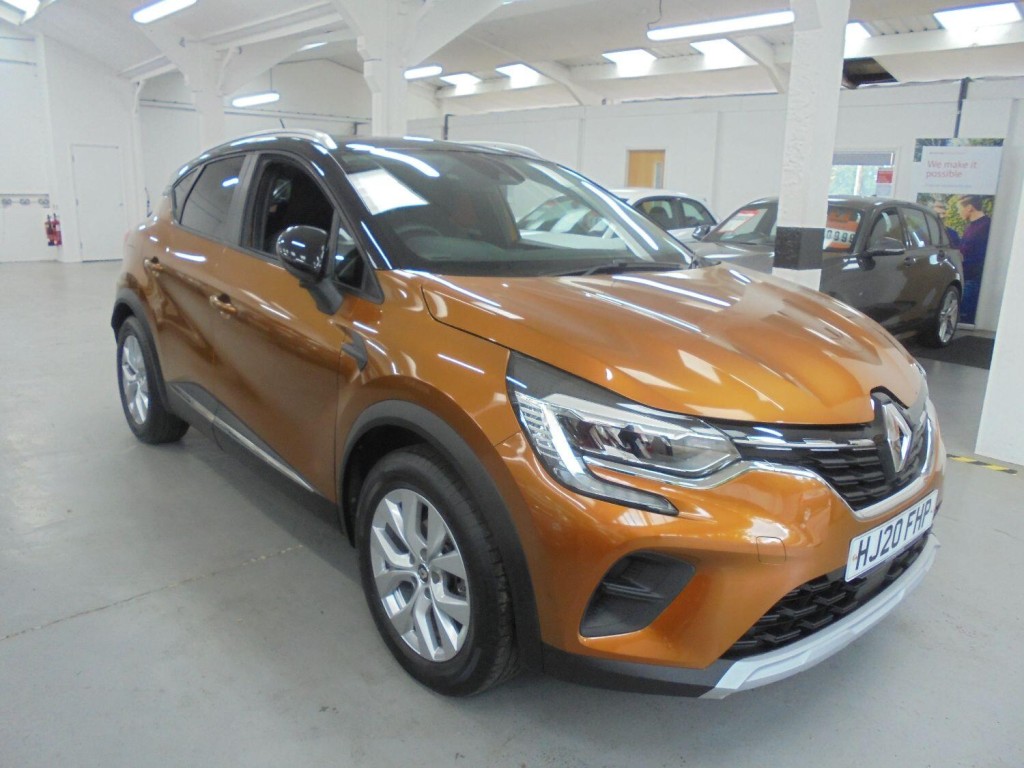 View RENAULT CAPTUR 1.0 Iconic TCe 100