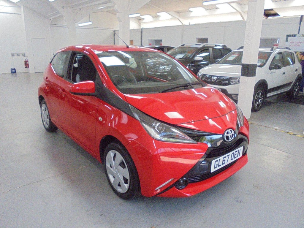 View TOYOTA AYGO 1.0 VVT-i x-play 5 Door Cruise