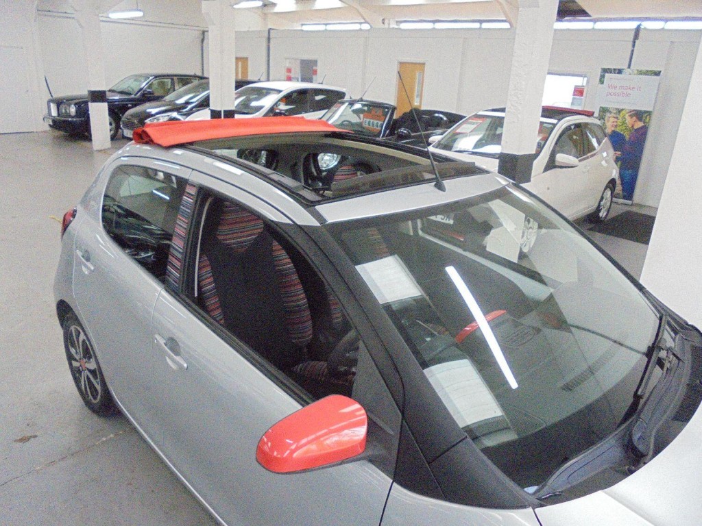 View CITROEN C1 1.0 VTi Feel Edition
