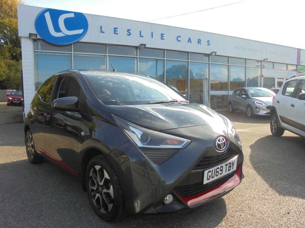 View TOYOTA AYGO 1.0 VVT-i x-trend 5 Door Apple Car Play