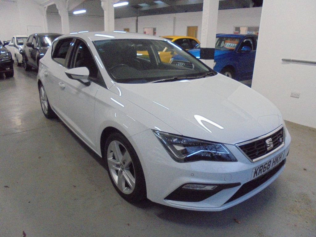 View SEAT LEON 1.5  TSI EVO FR Sat Nav