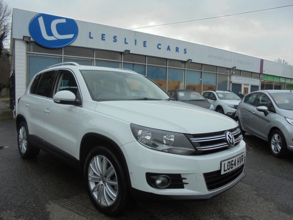 View VOLKSWAGEN TIGUAN 2.0 TDI 4Motion Tech Match SAT NAV Automatic