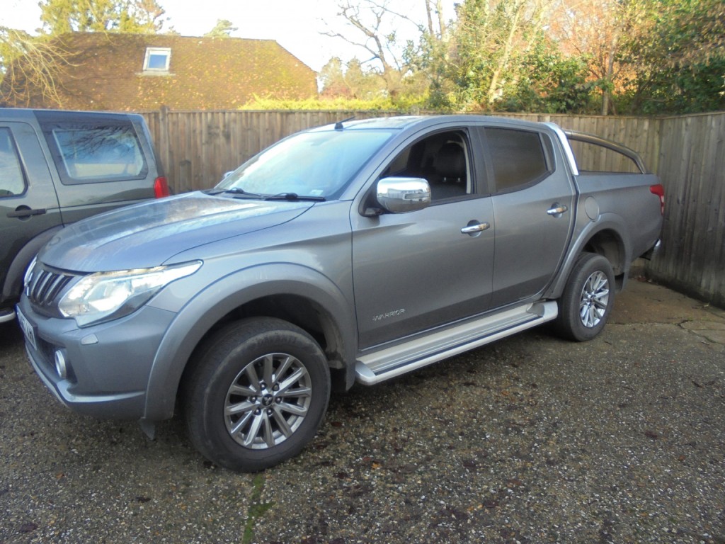 View MITSUBISHI L200 2.4 DI-D DC 4x4 Warrior NO VAT