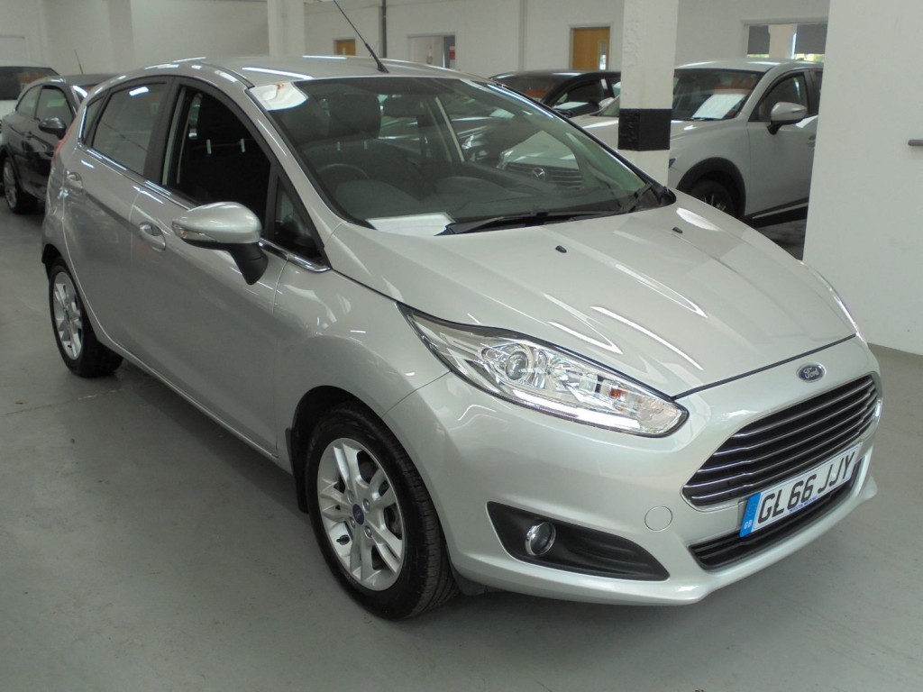 View FORD FIESTA 1.25 PETROL 5 Speed Manual  Zetec SAT NAV EURO 6