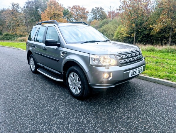 View LAND ROVER FREELANDER 2 2.2 TD4 XS