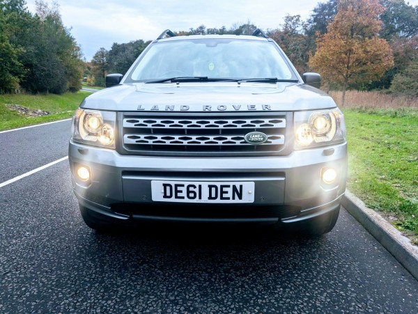 View LAND ROVER FREELANDER 2 2.2 TD4 XS