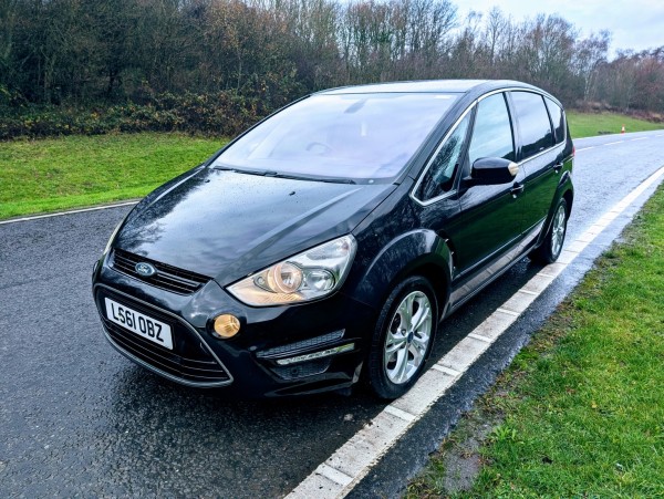View FORD S-MAX 2.0 TDCi Titanium
