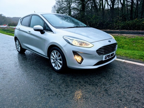 View FORD FIESTA 1.0 T EcoBoost Titanium