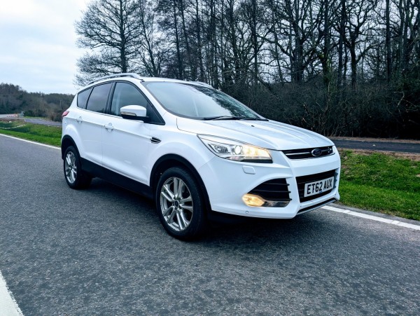 View FORD KUGA 2.0 TDCi Titanium X