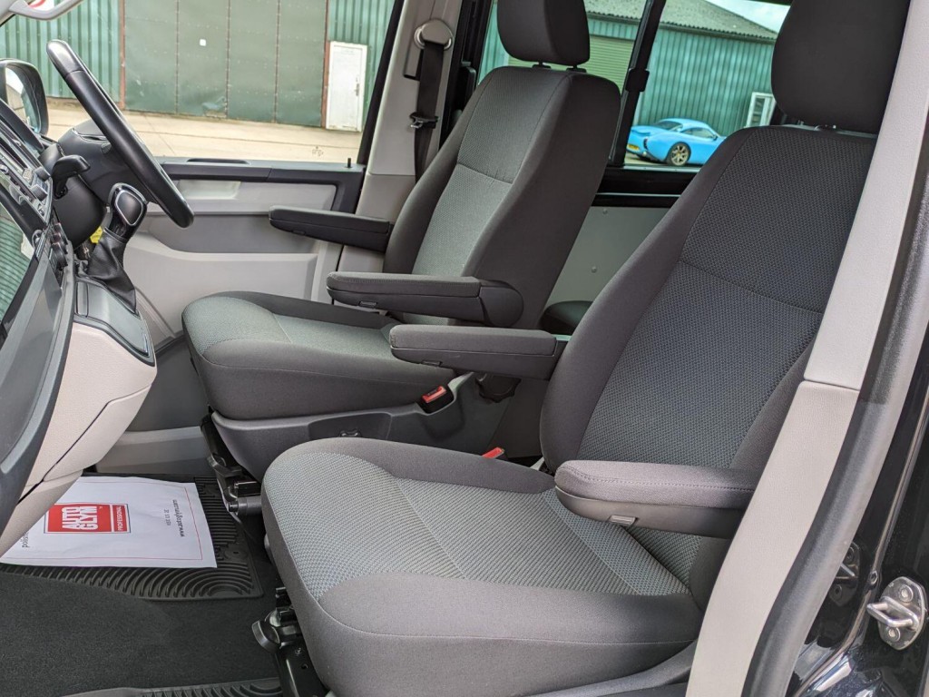 VOLKSWAGEN TRANSPORTER