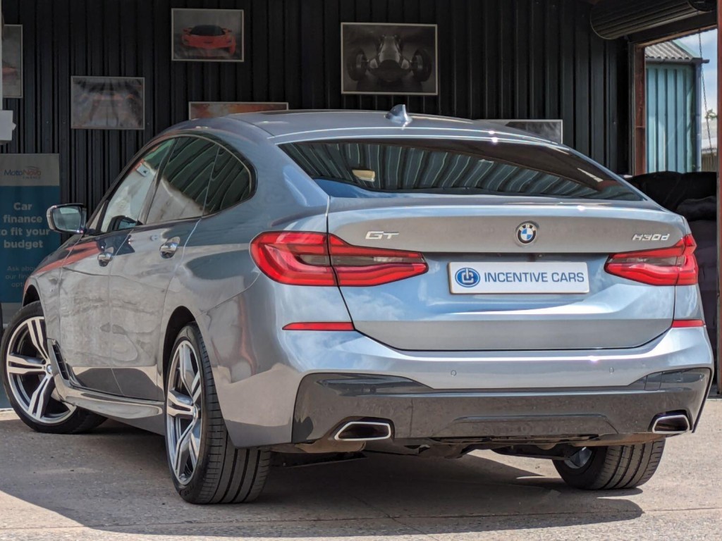 BMW 6 SERIES