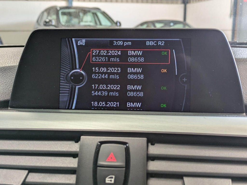 BMW 3 SERIES