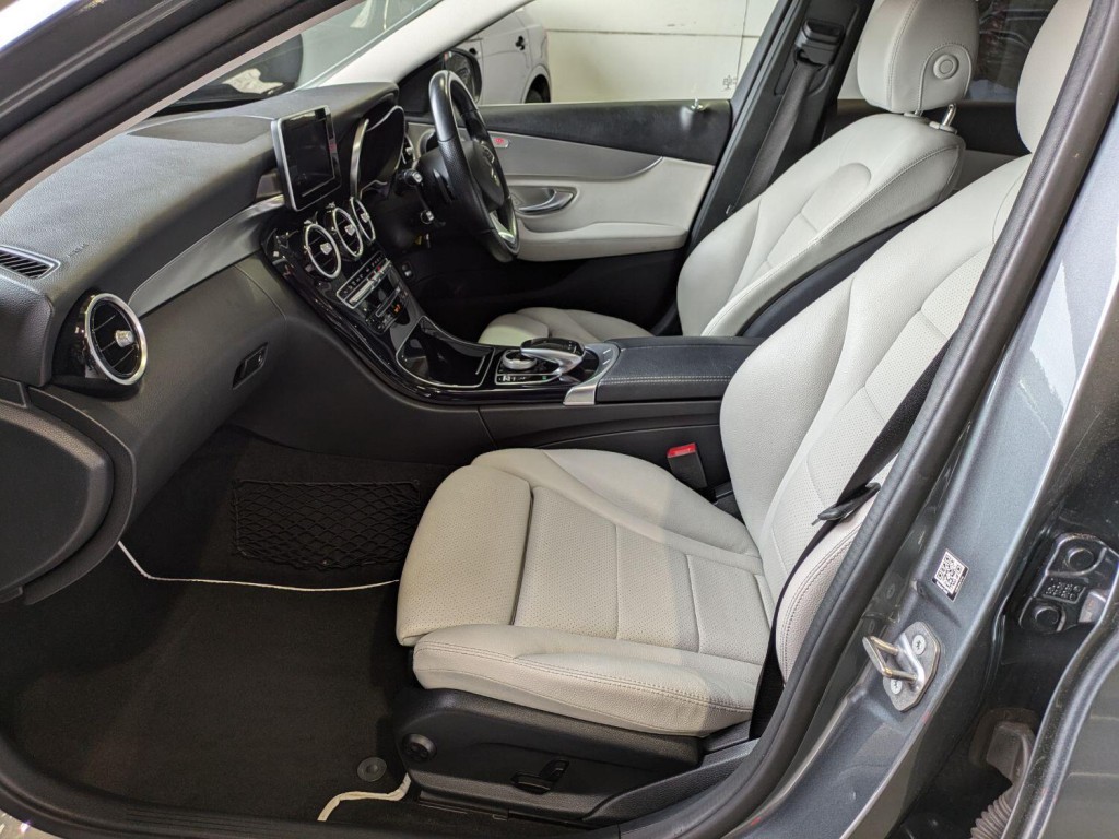 MERCEDES-BENZ C CLASS