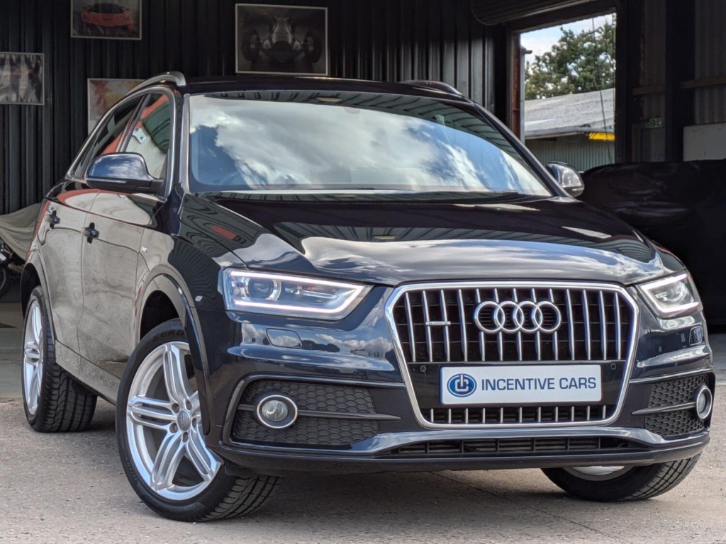AUDI Q3