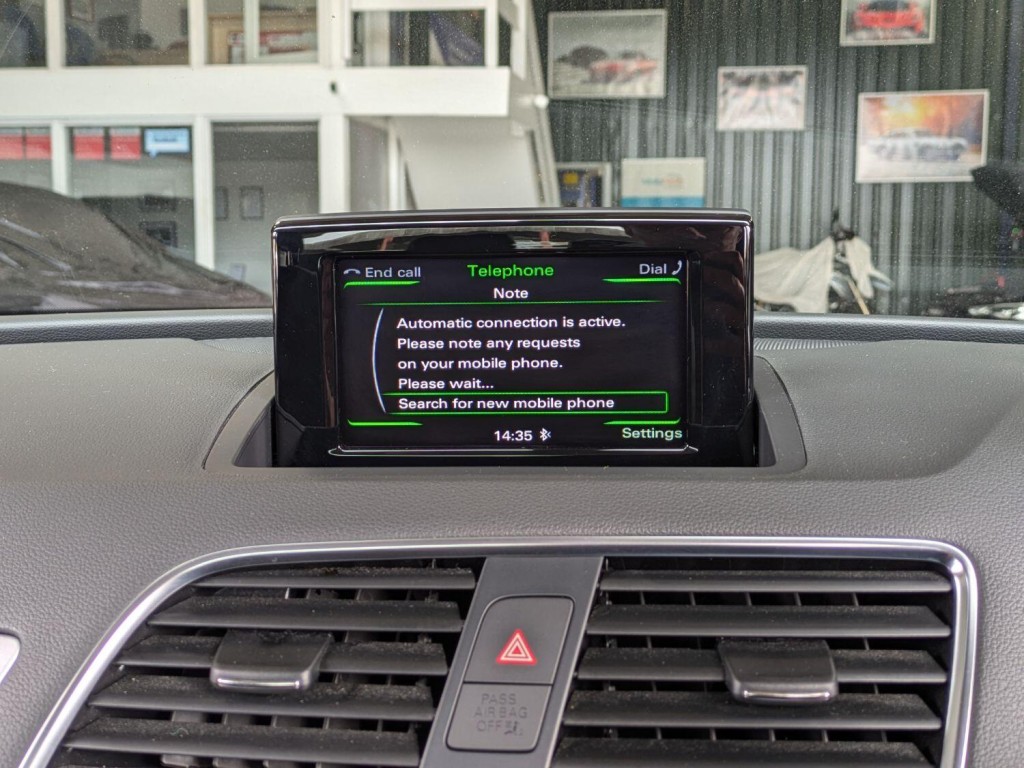 AUDI Q3