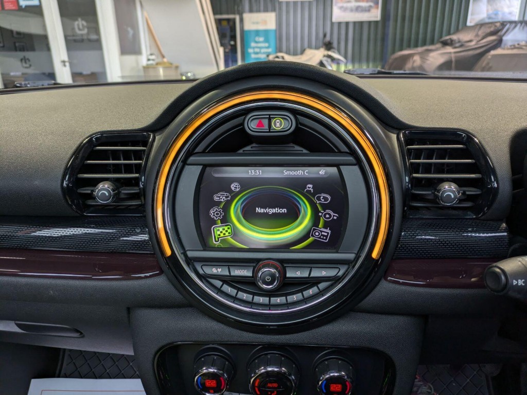 MINI CLUBMAN