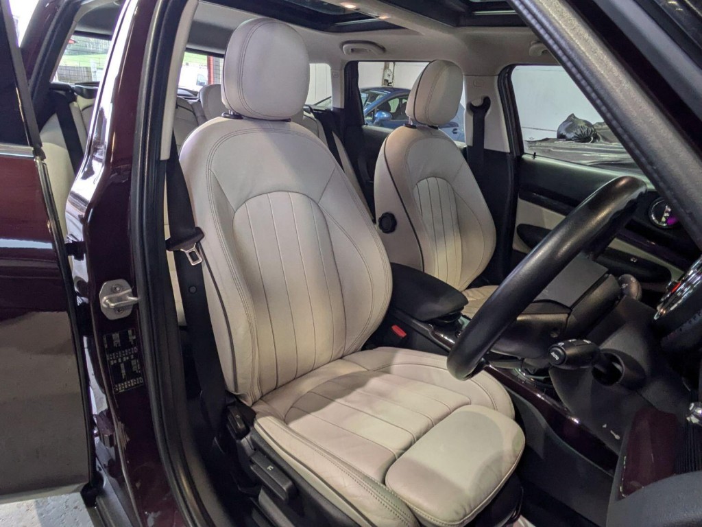 MINI CLUBMAN