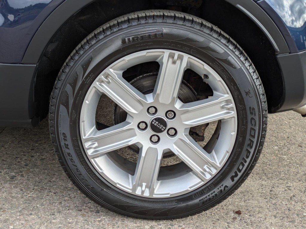 LAND ROVER RANGE ROVER EVOQUE