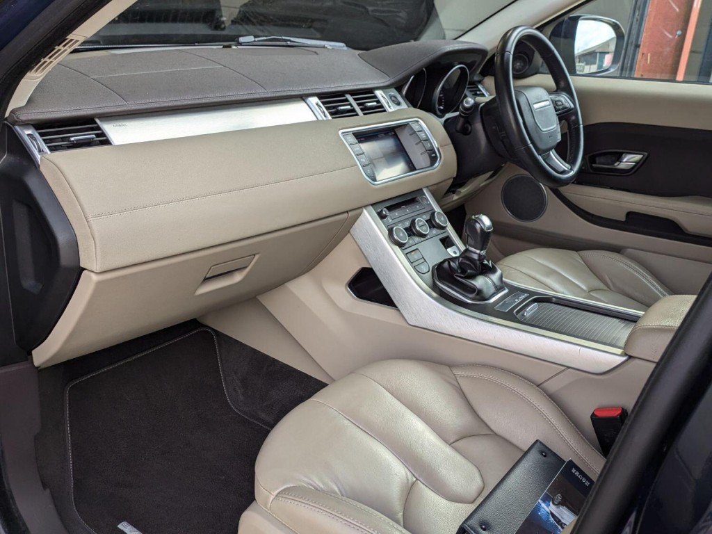 LAND ROVER RANGE ROVER EVOQUE