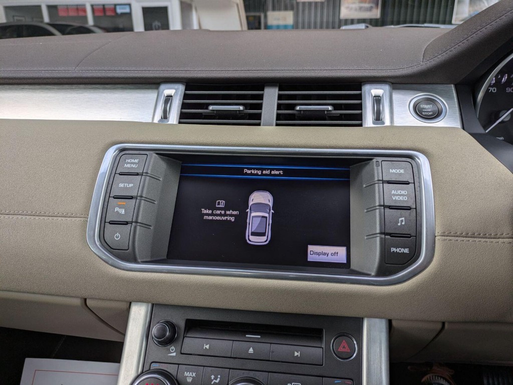 LAND ROVER RANGE ROVER EVOQUE