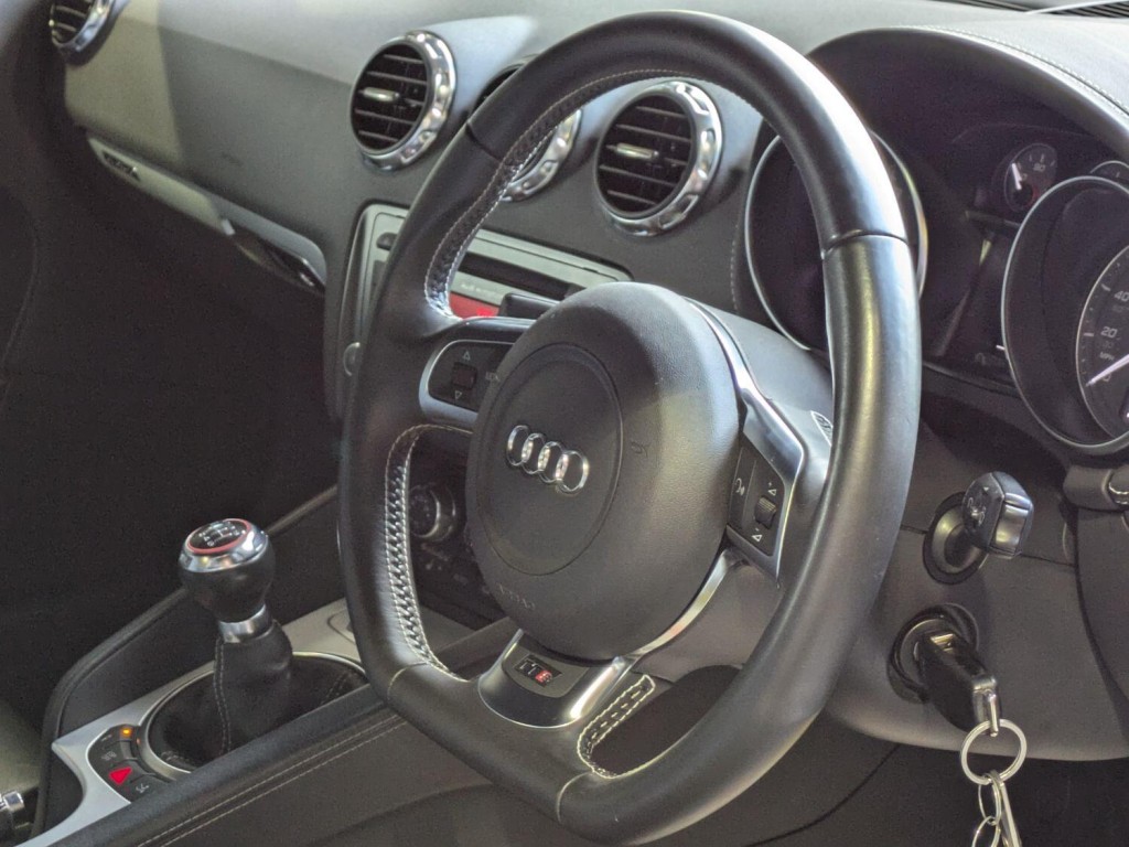AUDI TTS