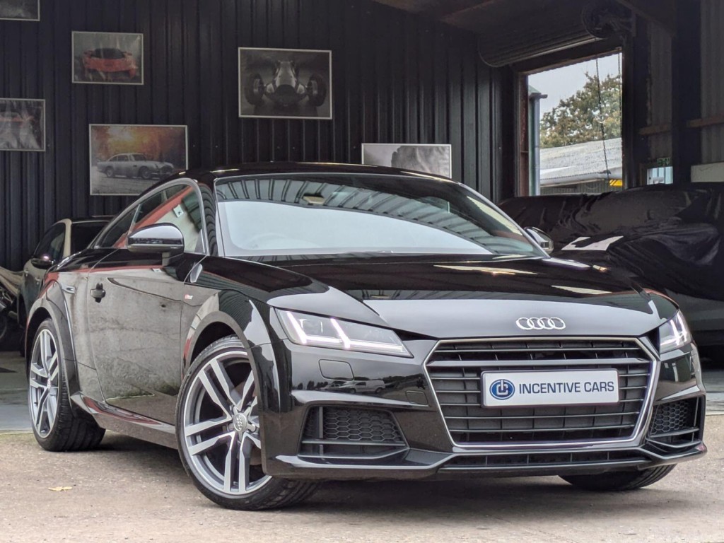 AUDI TT