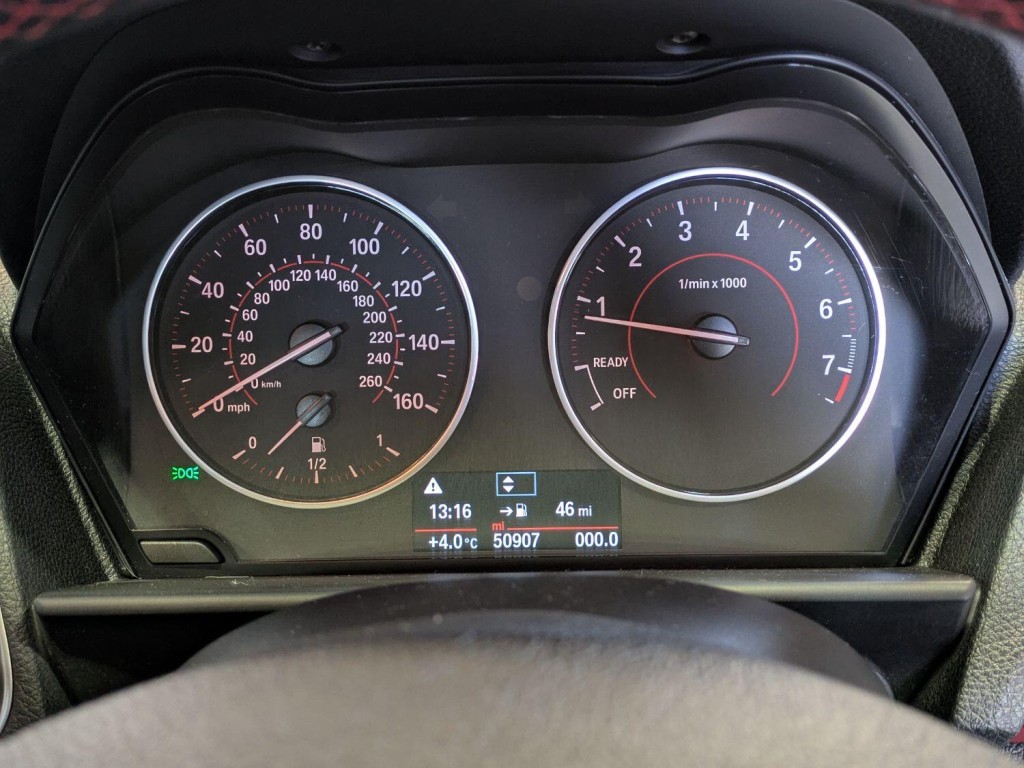 BMW 1 SERIES