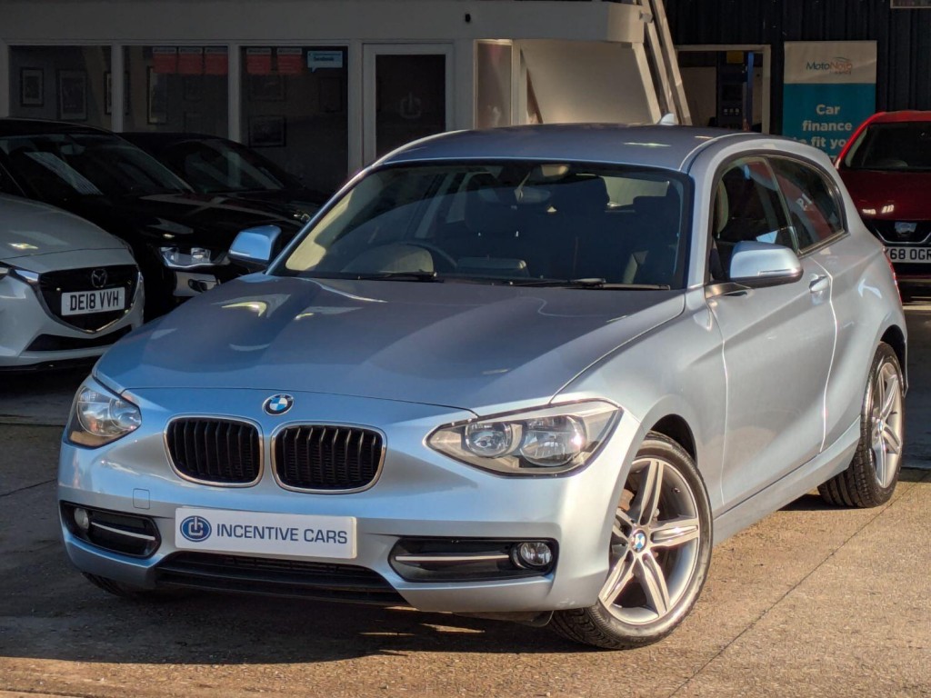 BMW 1 SERIES