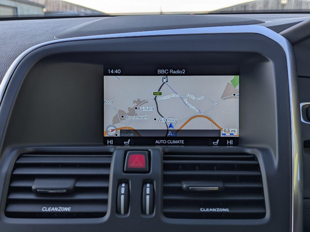 View VOLVO XC60 2.4 SE Lux Nav D4 AWD automatic. VOLVO HISTORY. SAT NAV. DVD PLAYER. HEATED LEATHER. XENON LIGHTS.
