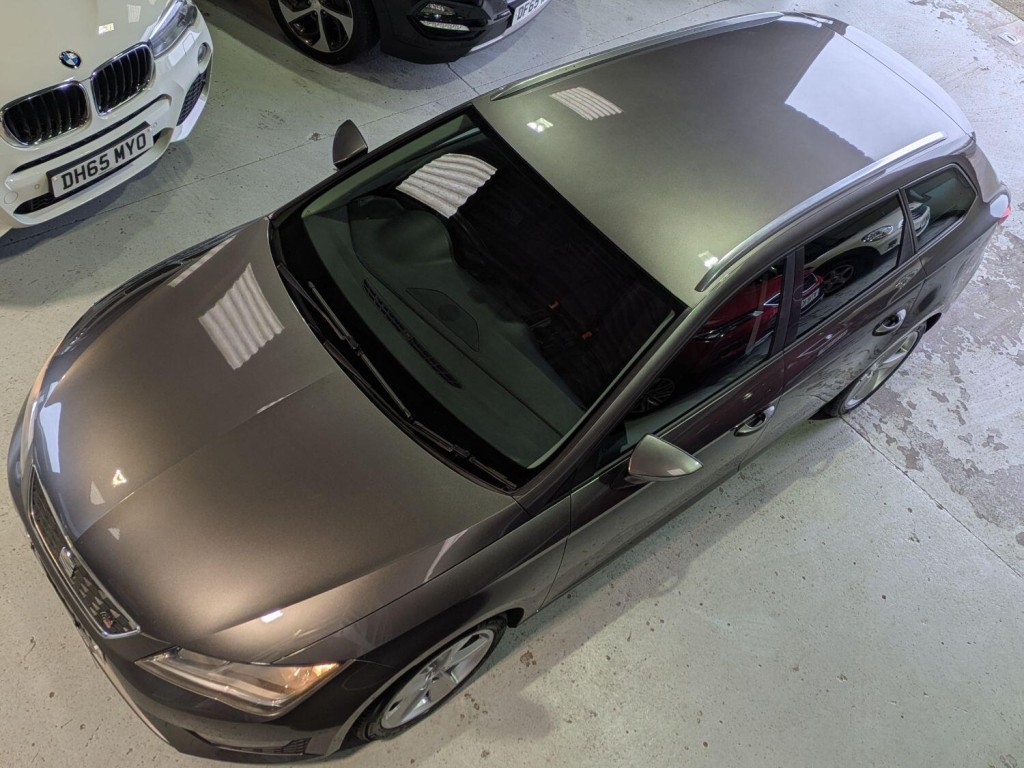 SEAT LEON