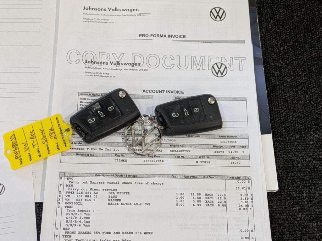 VOLKSWAGEN T-ROC