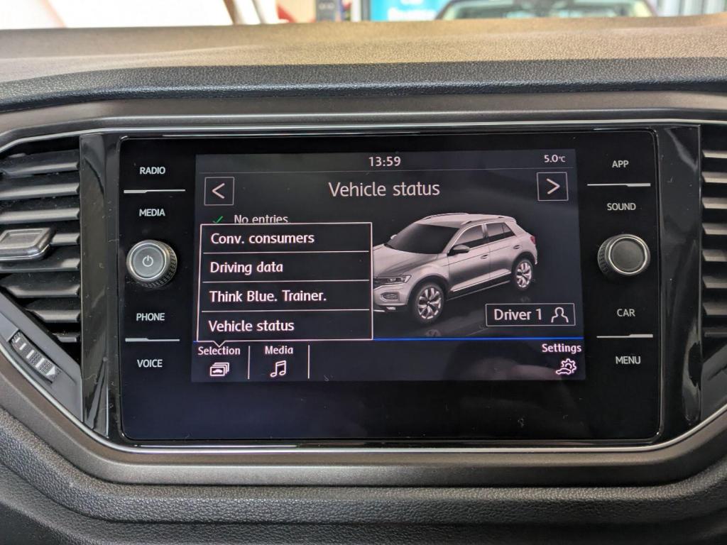 VOLKSWAGEN T-ROC