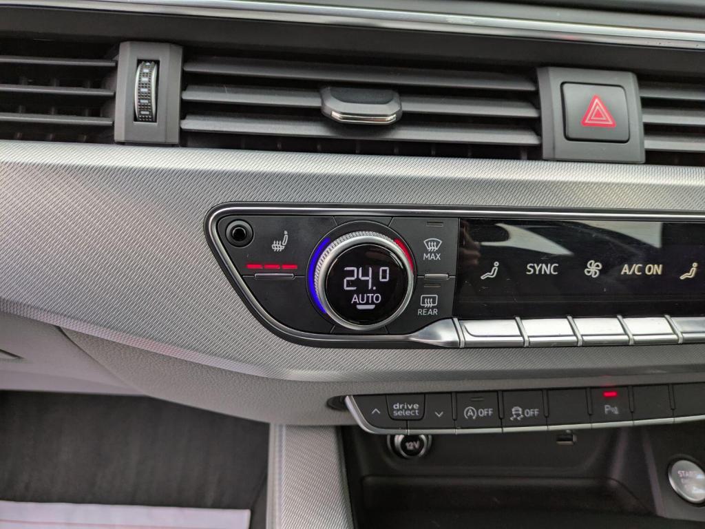 View AUDI A4 AVANT 2.0 TDI ultra Sport automatic. TECH PACK. CARPLAY. SAT NAV. MILANO HEATED LEATHER.  2 OWNERS.