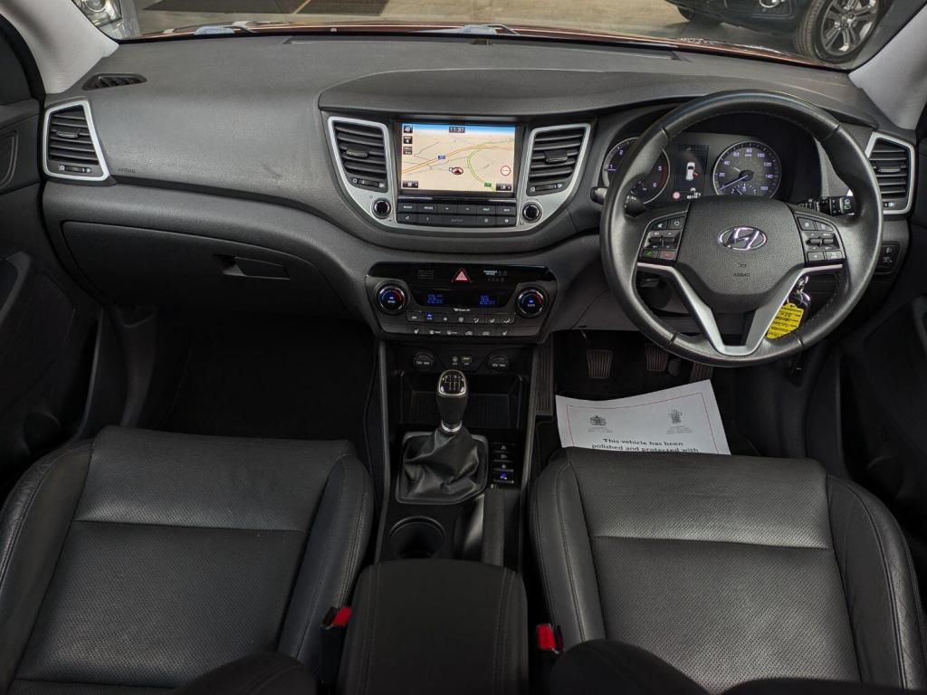 HYUNDAI TUCSON