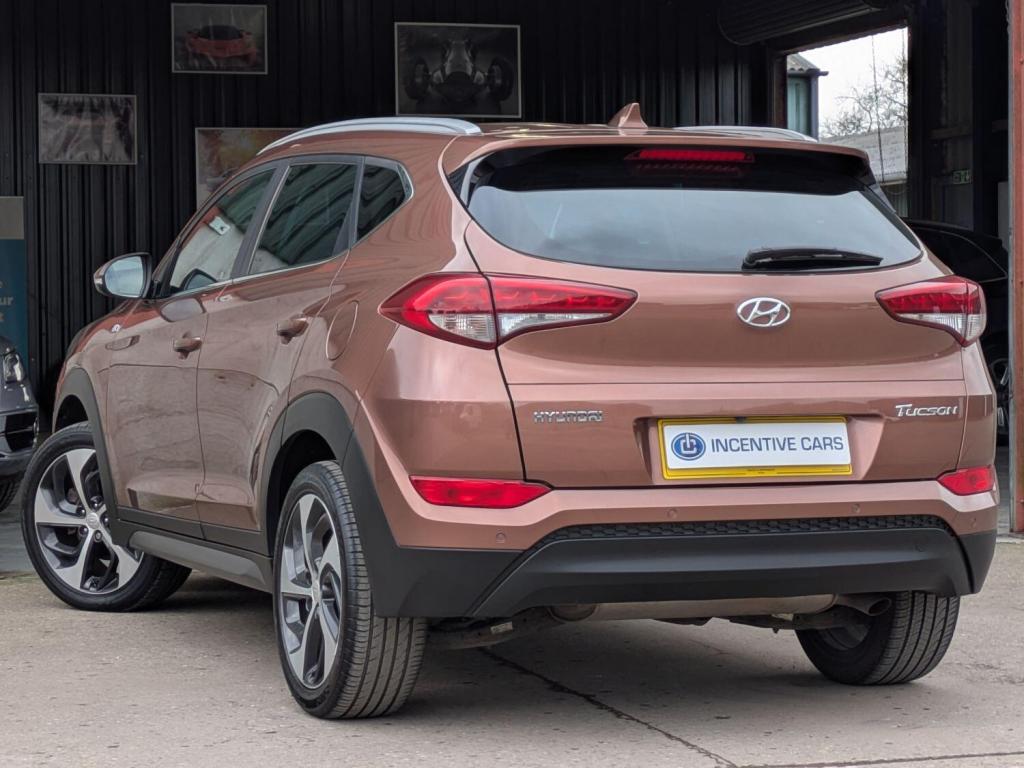 HYUNDAI TUCSON