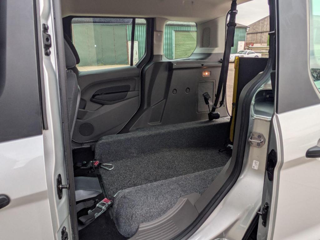 FORD TOURNEO CONNECT