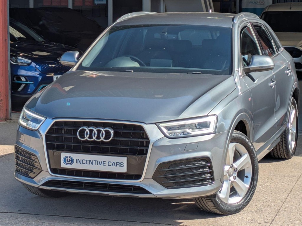 AUDI Q3