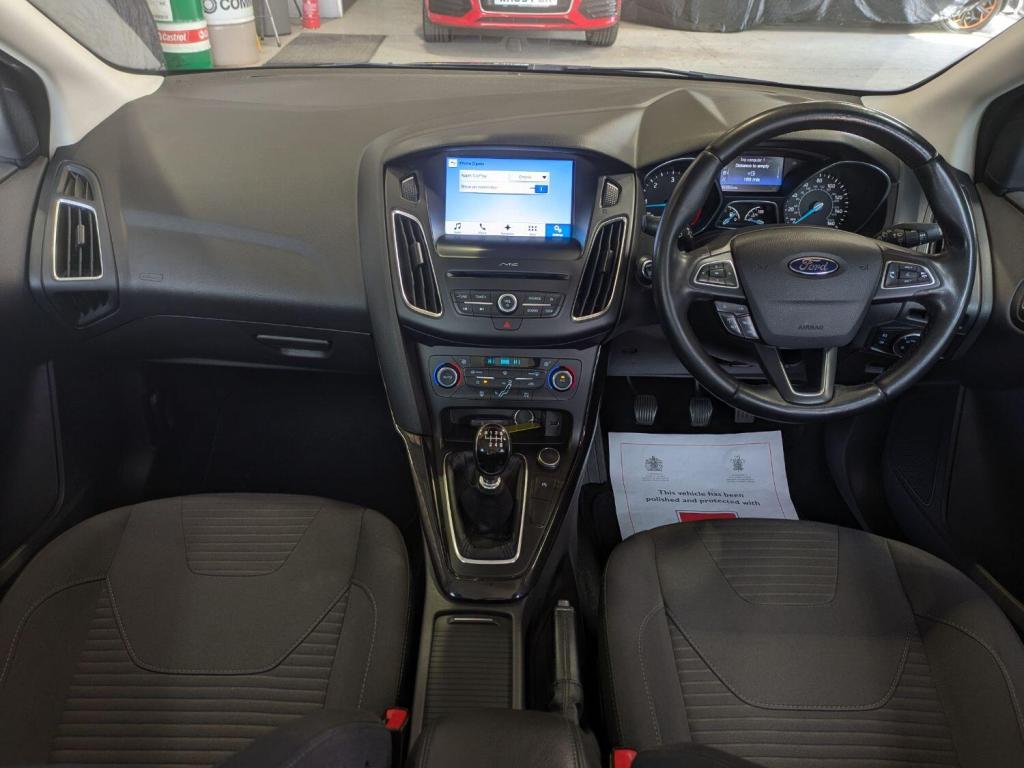 FORD FOCUS