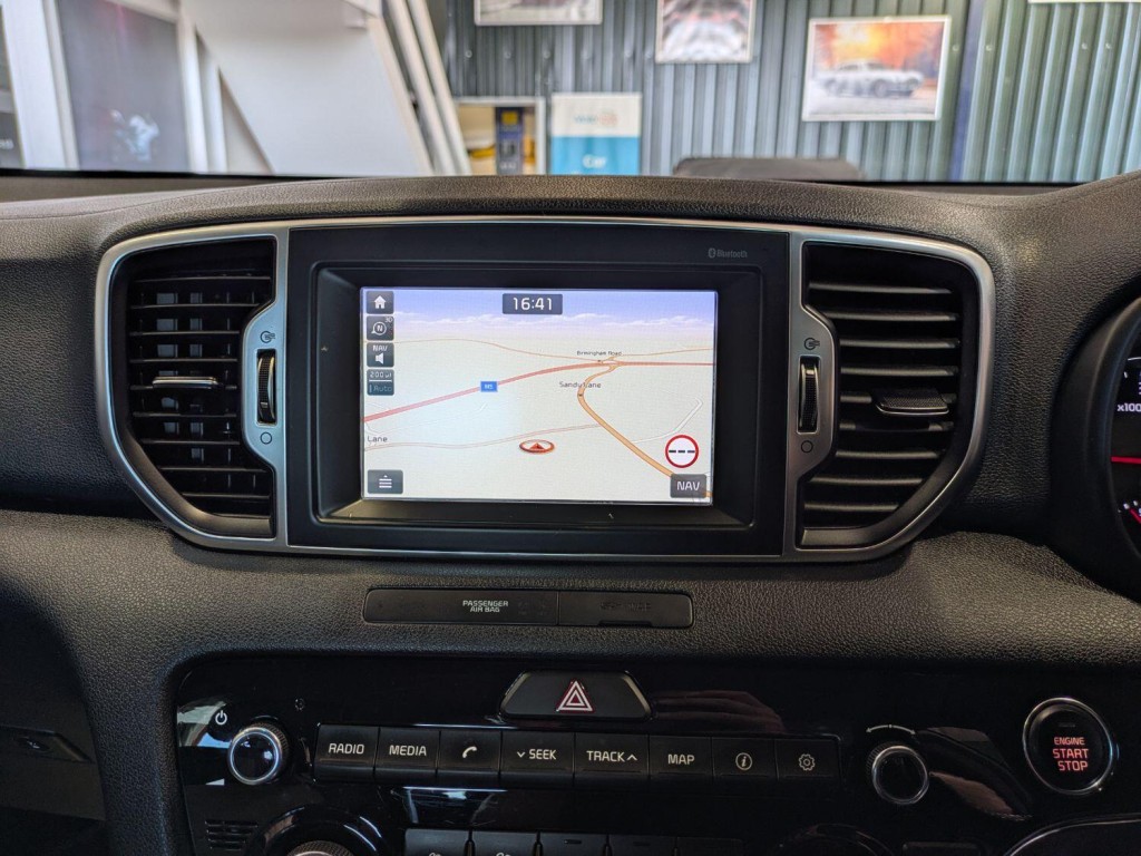 KIA SPORTAGE