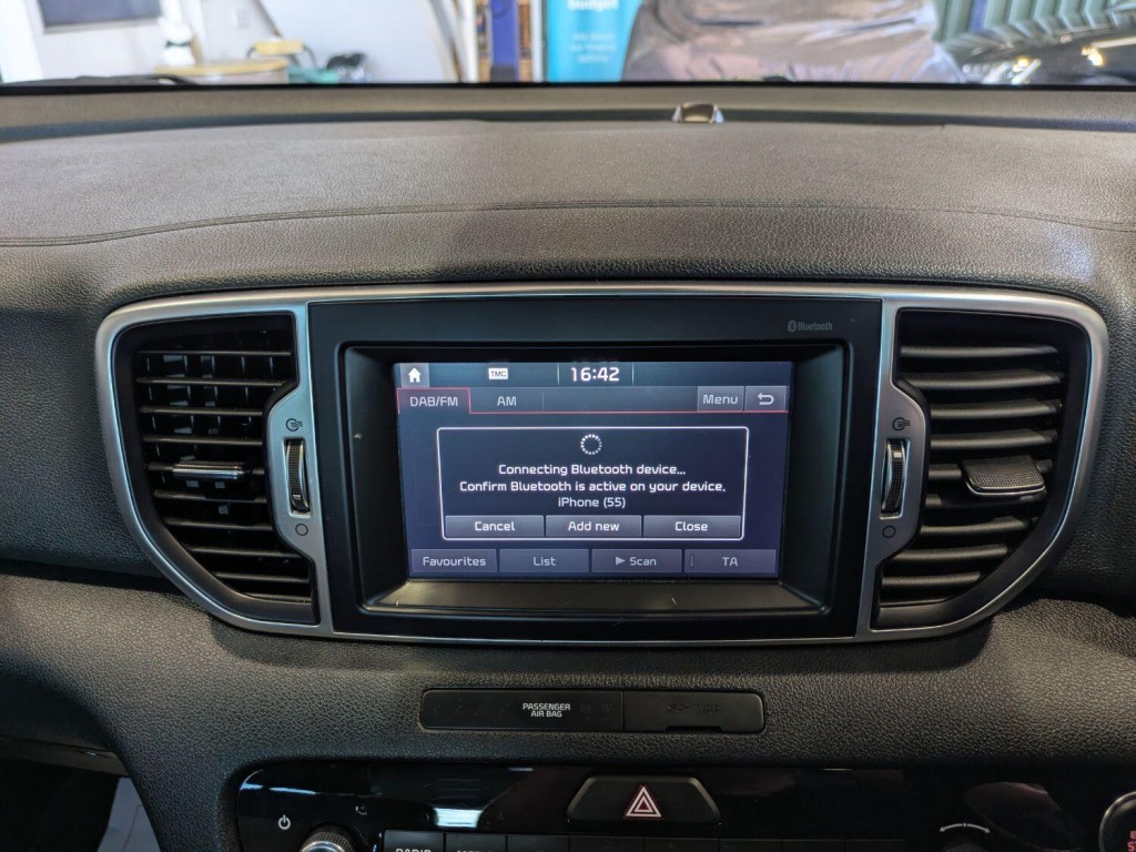KIA SPORTAGE