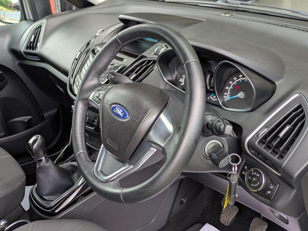 FORD B-MAX