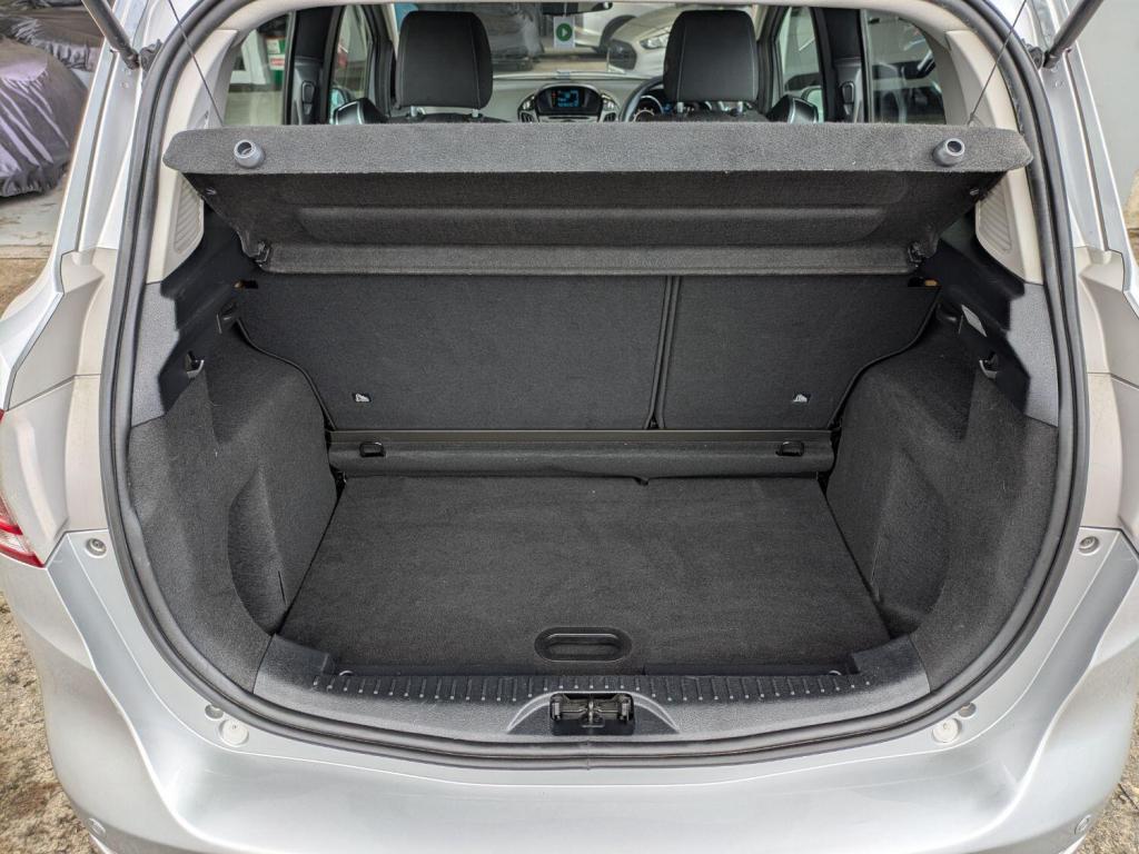 FORD B-MAX