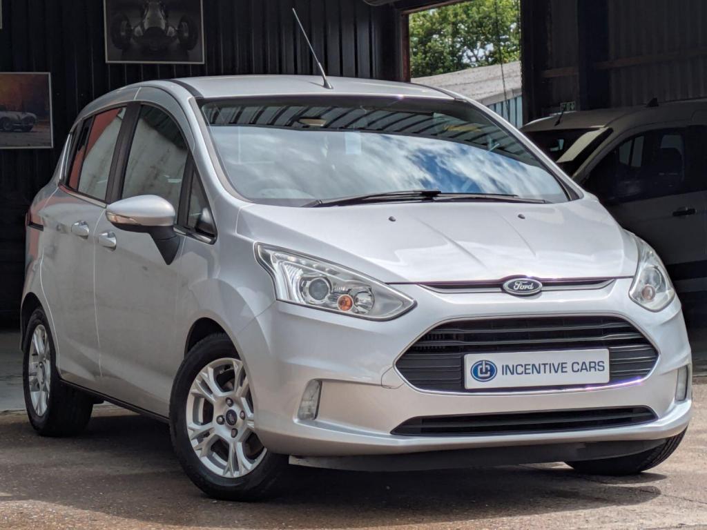 View FORD B-MAX 1.0 T EcoBoost Zetec. 9 SERVICES. £35 ROAD TAX. REAR PARK SENSORS. FOLDING MIRRORS. JUST SERVICED.