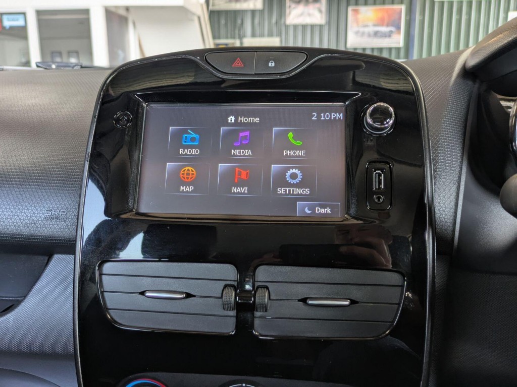 RENAULT CLIO