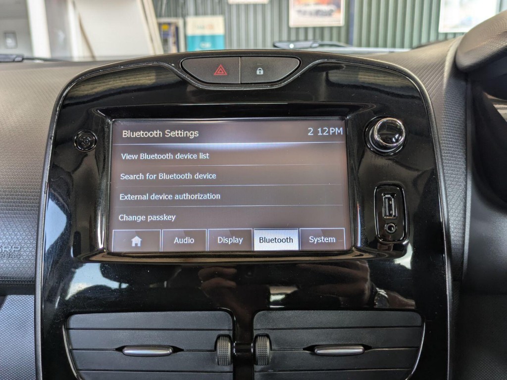 RENAULT CLIO