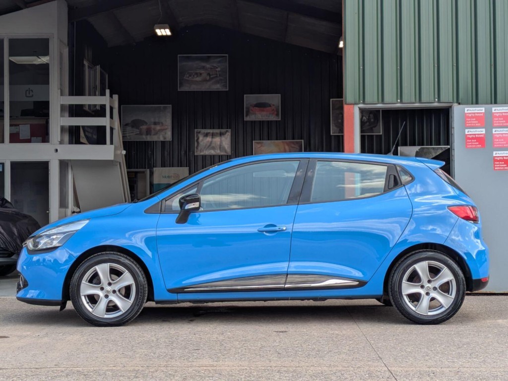 RENAULT CLIO