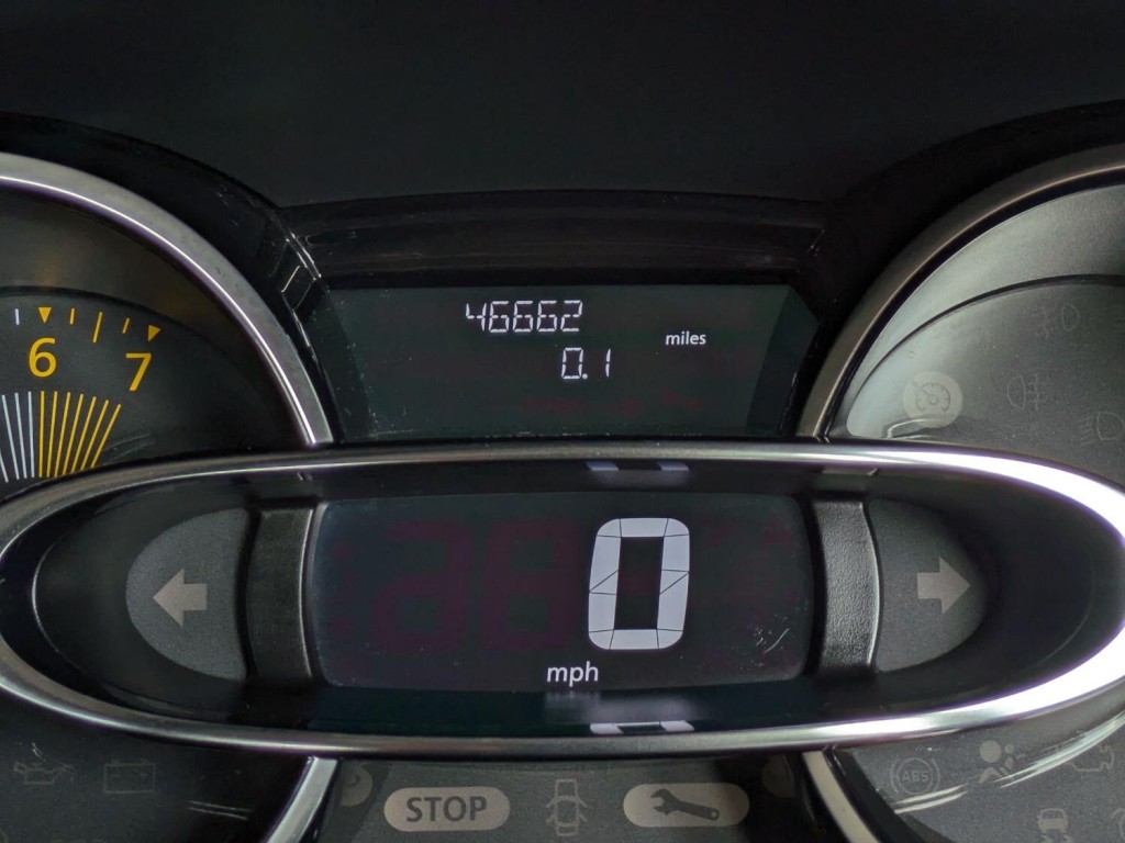 RENAULT CLIO