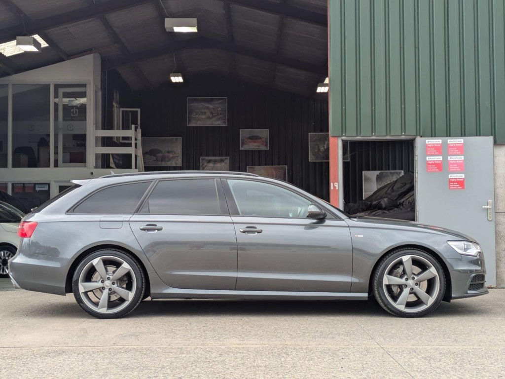 AUDI A6 AVANT