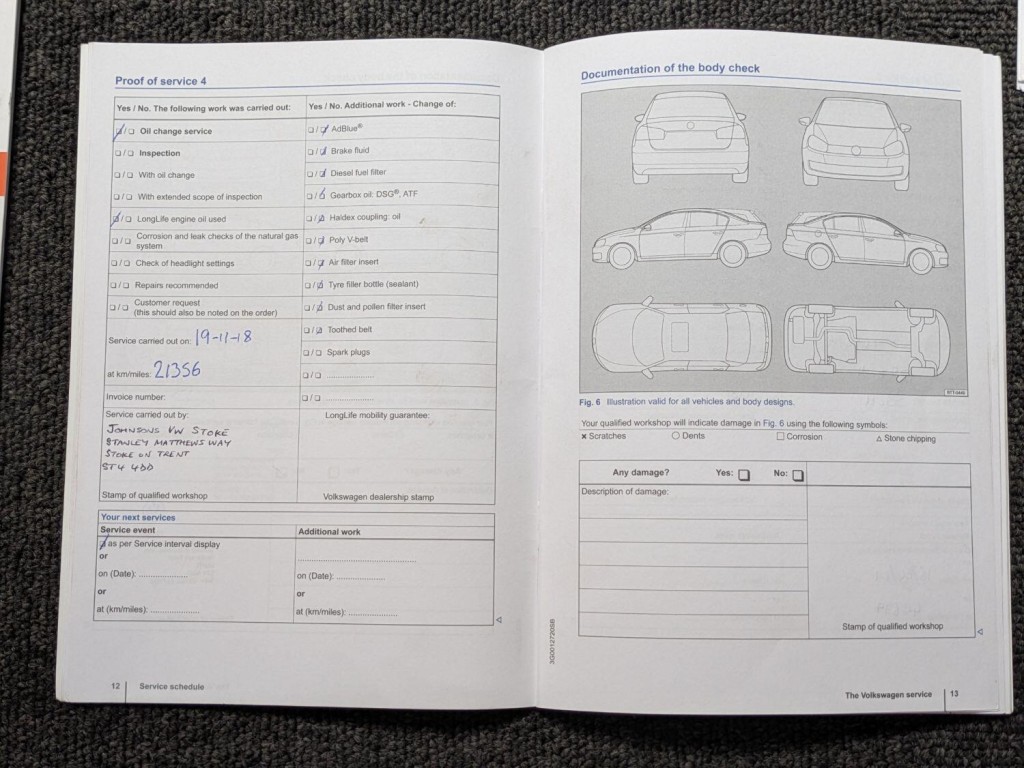 VOLKSWAGEN GOLF